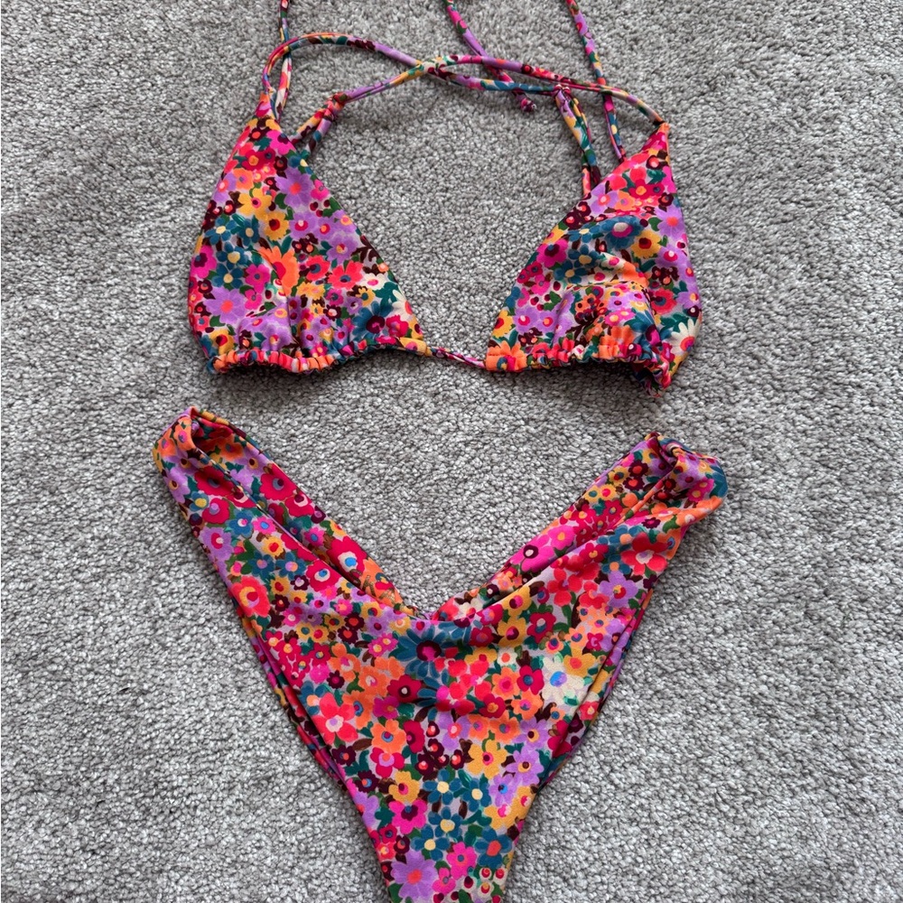 Skatie Floral Multicolor - Mulholland Ella ONLY